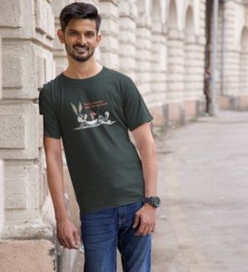 Bunny Loves carrot: (Green) T-Shirt For Singles